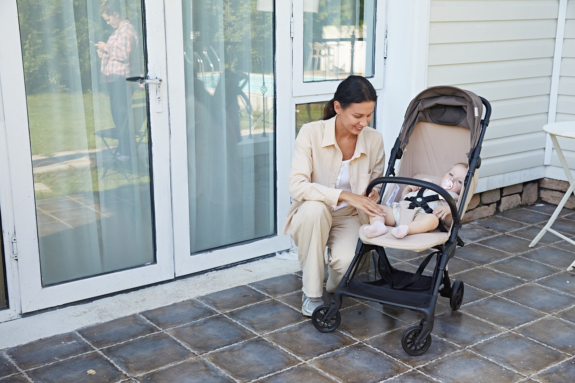 Should You Get a Brand New Stroller or a Secondhand?
