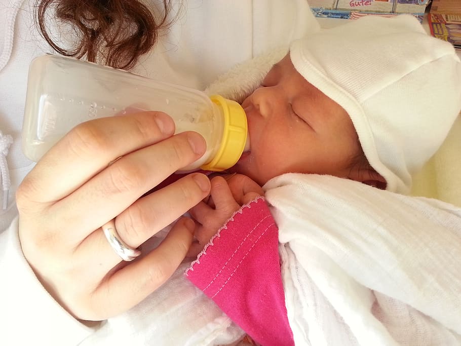 Breastfeeding Basics: Your Top Questions Answered