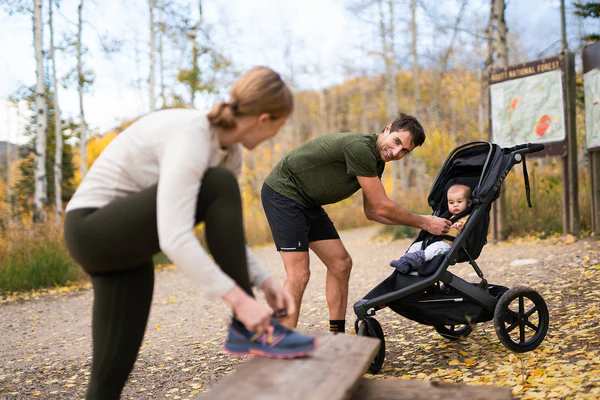 When Can Baby Sit in a Stroller? Age, Readiness Signs, and Safety Rules
