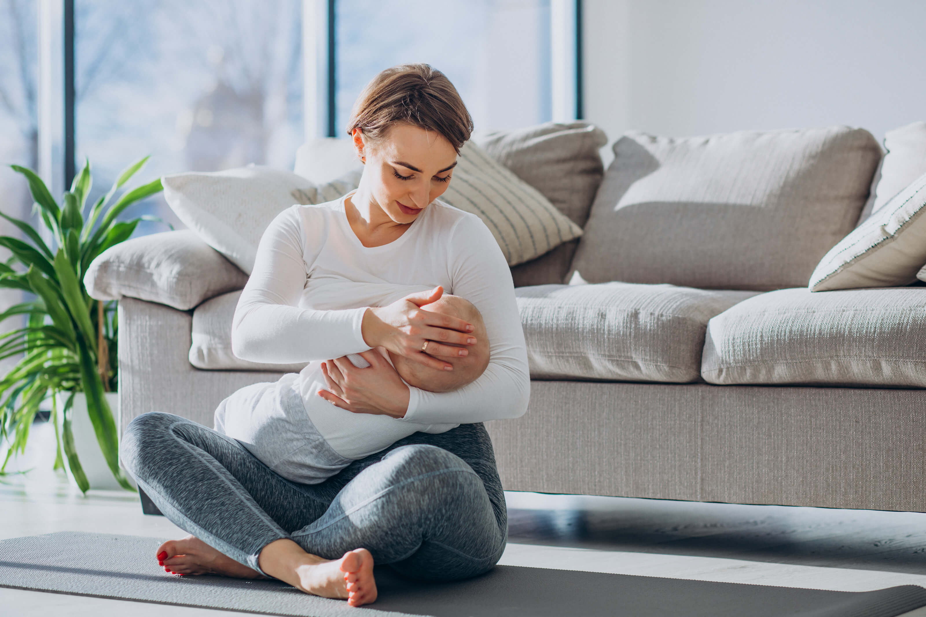 Breastfeeding Positions to Reduce Pain: Expert Guide with Nursery Chair Tips