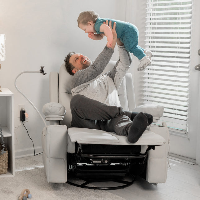 Rocking Nursery Chair for Breastfeeding